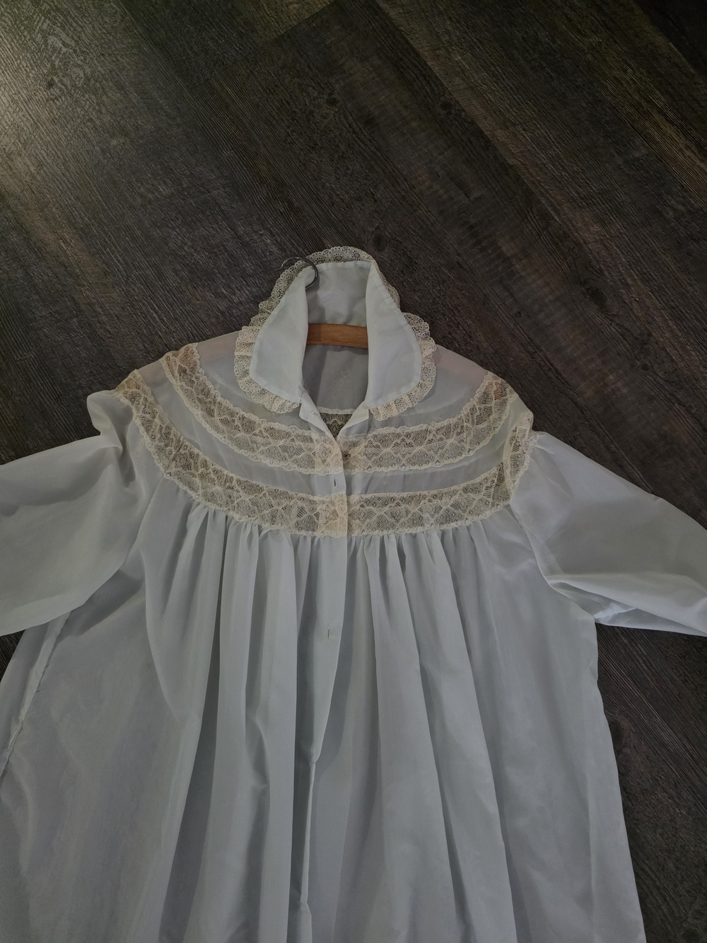 Lace-Trim White Women's Robe with Cream Yoke
